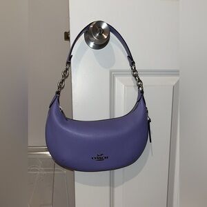 Gorgeous lavender COACH Peyton hobo bay